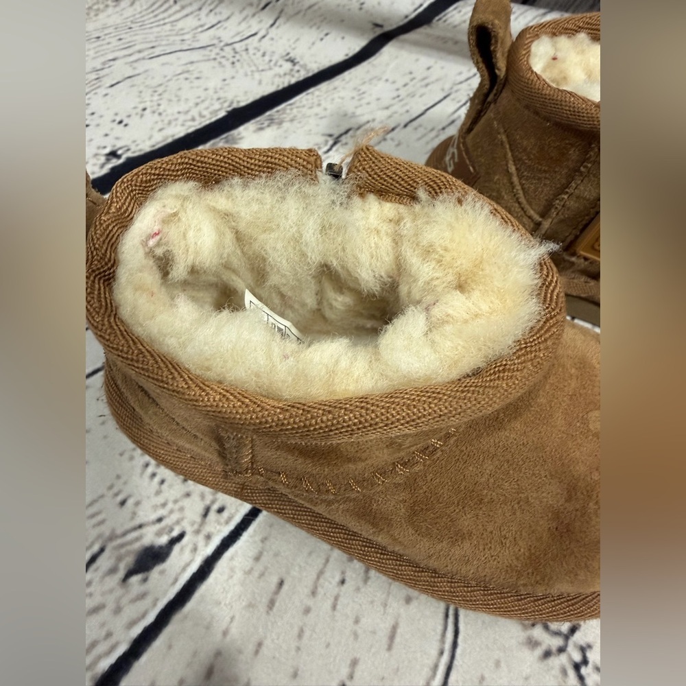 UGG Tan Kids Mini Boots with Cozy Lining - Picture 2 of 9
